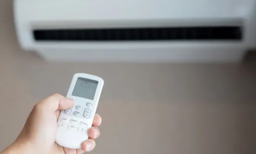 Installation d'un climatiseur dans une maison à Saint-nazaire, Guérande, Allo Pac Services